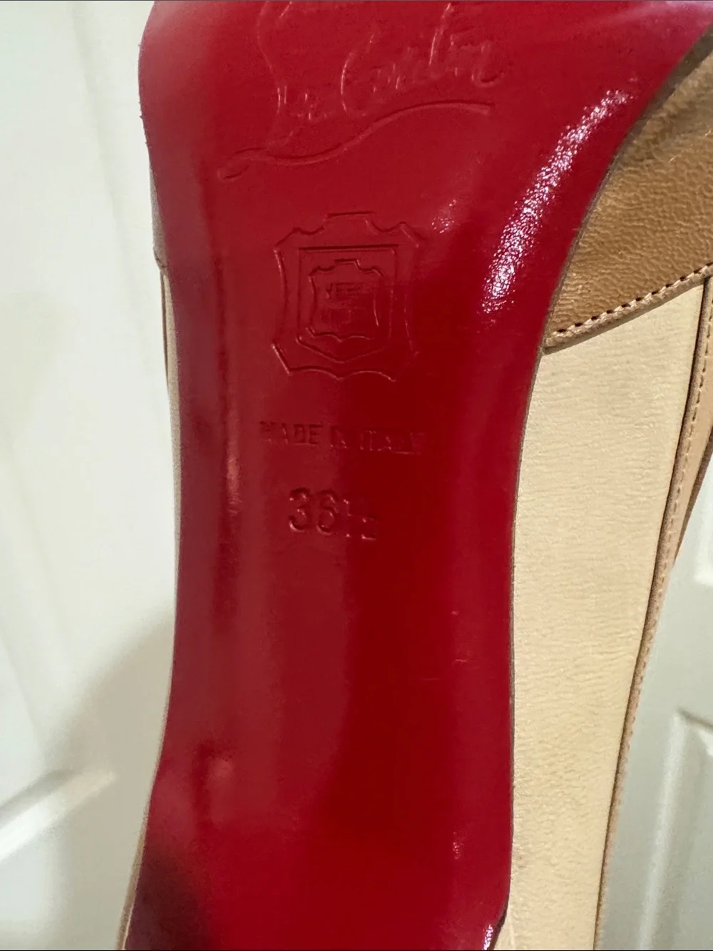 Christian Louboutin/Classic Three-Tone Beige and Darker Cream Women's Heels! 6.5